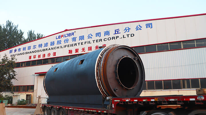 6噸間歇式廢輪胎煉油設備 6噸間歇式廢輪胎煉油設備