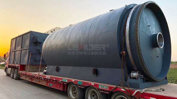 12噸廢亞克力煉油設備 12噸廢亞克力煉油設備