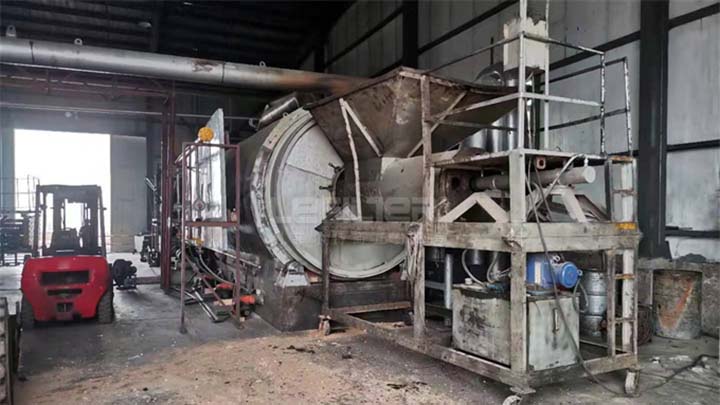 LES-2675油泥熱解設(shè)備危廢處理 LES-2675油泥熱解設(shè)備危廢處理
