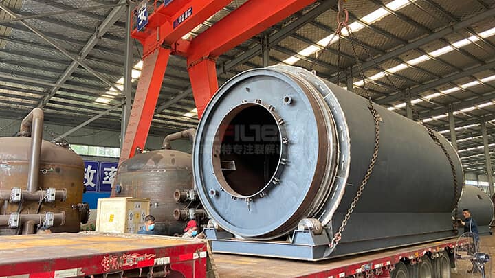 12噸廢輪胎煉油設(shè)備 12噸廢輪胎煉油設(shè)備